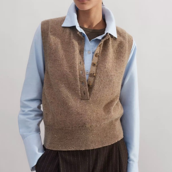 ME+EM Sweaters - Me + Em Merino Speckle Button Neck Sweater Vest Sz Large.